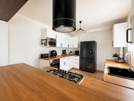 
                                                                                        Vente
                                                                                         Maison 137 m² – 4 chambres – Terrain 4900 m² – Calme + volumes – 15 min Bergerac