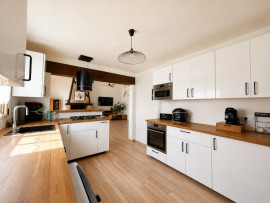 
                                                                                        Vente
                                                                                         Maison 137 m² – 4 chambres – Terrain 4900 m² – Calme + volumes – 15 min Bergerac