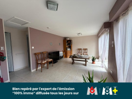 
                                                                                        Vente
                                                                                         Maison - 139m2  sur un terrain de 15 308m2