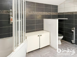 
                                                                                        Vente
                                                                                         Maison 14 pièces