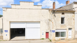 
                                                                                        Vente
                                                                                         Maison 150m² + Garage 200m² sur 4000m²