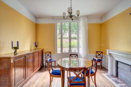 
                                                                                        Vente
                                                                                         Maison - 176 m² - 6 pièces