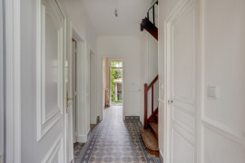 
                                                                                        Vente
                                                                                         Maison - 176 m² - 6 pièces