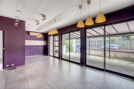 
                                                                                        Vente
                                                                                         Maison - 176 m² - 6 pièces