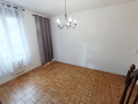 
                                                                                        Vente
                                                                                         Maison 2 chambres avec cour, Amiens Saint Maurice