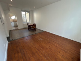 Location
Maison 2 chambres avec cour proche gare