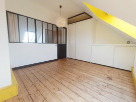 
                                                                                        Location
                                                                                         Maison, 2 chambres, bureau