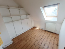 
                                                                                        Location
                                                                                         Maison, 2 chambres, bureau