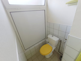 
                                                                                        Location
                                                                                         Maison, 2 chambres, bureau