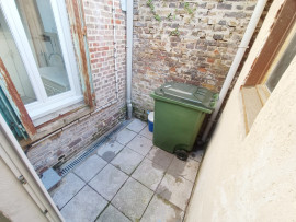 
                                                                                        Vente
                                                                                         Maison 2 chambres, bureau, cour à Amiens