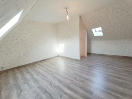 
                                                                                        Vente
                                                                                         Maison 2 Chambres et jardin quartier St-Maurice