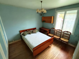 
                                                                                        Vente
                                                                                         Maison 2 chambres, garage et jardin