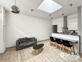 
                                                                                        Vente
                                                                                         Maison 2 pièces