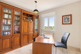
                                                                                        Vente
                                                                                         Maison 200 m² avec studio indépendant