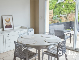 
                                                                                        Vente
                                                                                         Maison 2011 6 pièces 145m2 - Quartier Saint Pierre