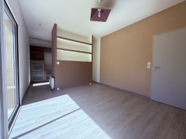 
                                                                                        Vente
                                                                                         Maison 210m2 - 4 chambres - à 5min de BERGERAC