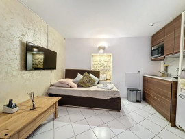 Vente
MAISON 260 m2 INTRA-MUROS grande terrasse