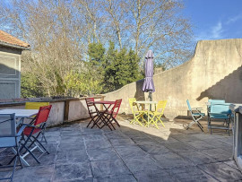 Vente
MAISON 260 m2 INTRA-MUROS grande terrasse