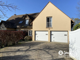Vente
Maison 269m2 avec piscine, dépendance et studio