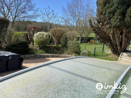 Vente
Maison 269m2 avec piscine, dépendance et studio