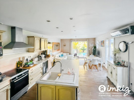 
                                                                                        Vente
                                                                                         Maison 3/4 pièces