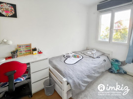 
                                                                                        Vente
                                                                                         Maison 3/4 pièces