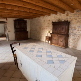 Vente
                                                                                MAISON  3 CHAMBRES