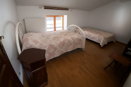 Vente
                                                                                MAISON  3 CHAMBRES