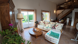 Vente
                                                                                MAISON  3 CHAMBRES