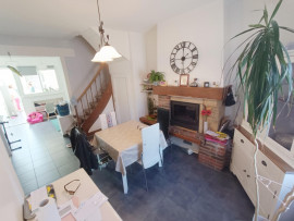 
                                                                                        Vente
                                                                                         Maison 3 chambres, 84m² Saint-Pierre avec terrasse