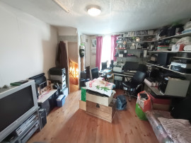 
                                                                                        Vente
                                                                                         Maison 3 chambres avec cour extérieur Amiens