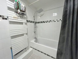 
                                                                                        Vente
                                                                                         Maison 3 chambres avec véranda et garage