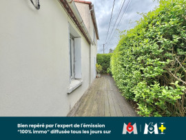 
                                                                                        Vente
                                                                                         Maison 3 chambres – charme de l’ancien – garage - quartier Ragon