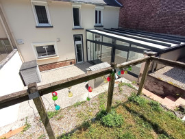 
                                                                                        Location
                                                                                         Maison 3 chambres et jardin, Boves