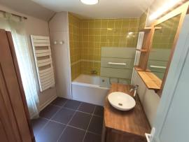
                                                                                        Location
                                                                                         Maison 3 chambres et jardin, Boves