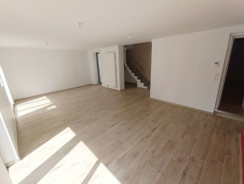 Location
Maison 3 chambres, véranda, terrasse, Amiens Cagny