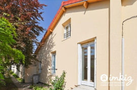 
                                                                                        Vente
                                                                                         Maison 3 pièces