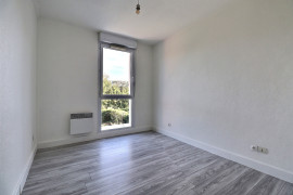 
                                                                                        Vente
                                                                                         Maison 3 pièces