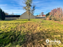 
                                                                                        Vente
                                                                                         Maison 3 pièces à rénover avec jardin de 950m²