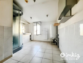
                                                                                        Vente
                                                                                         Maison 3 pièces à rénover avec jardin de 950m²