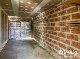 
                                                                                        Vente
                                                                                         Maison 3 pièces de plain-pied