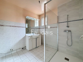 
                                                                                        Vente
                                                                                         MAISON 4 CHAMBRES AVEC DEPENDANCE