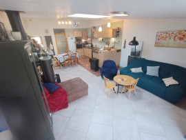 
                                                                                        Vente
                                                                                         Maison 4 chambres avec jardin et garage