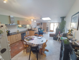 
                                                                                        Vente
                                                                                         Maison 4 chambres avec jardin et garage