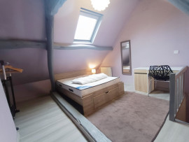 
                                                                                        Vente
                                                                                         Maison 4 chambres avec petite cour