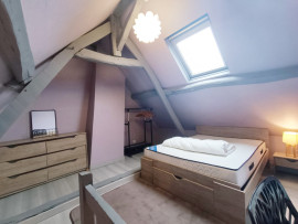 
                                                                                        Vente
                                                                                         Maison 4 chambres avec petite cour