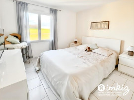 
                                                                                        Vente
                                                                                         Maison 4 chambres avec vue campagne.