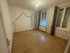 
                                                                                        Location
                                                                                         Maison 4 chambres de 111 m2 situé à SAINT-QUENTIN