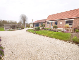 
                                                                                        Vente
                                                                                         Maison 4 chambres garage jardin piscine