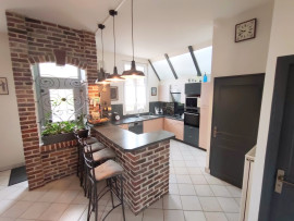 
                                                                                        Vente
                                                                                         Maison 4 chambres garage jardin piscine